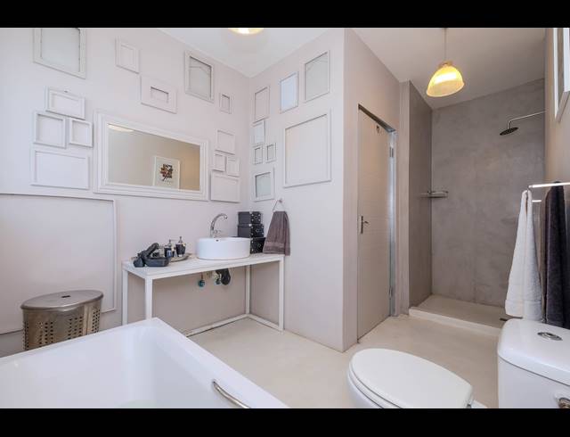4 BEDROOM HOUSE TO LET IN WENDYWOOD